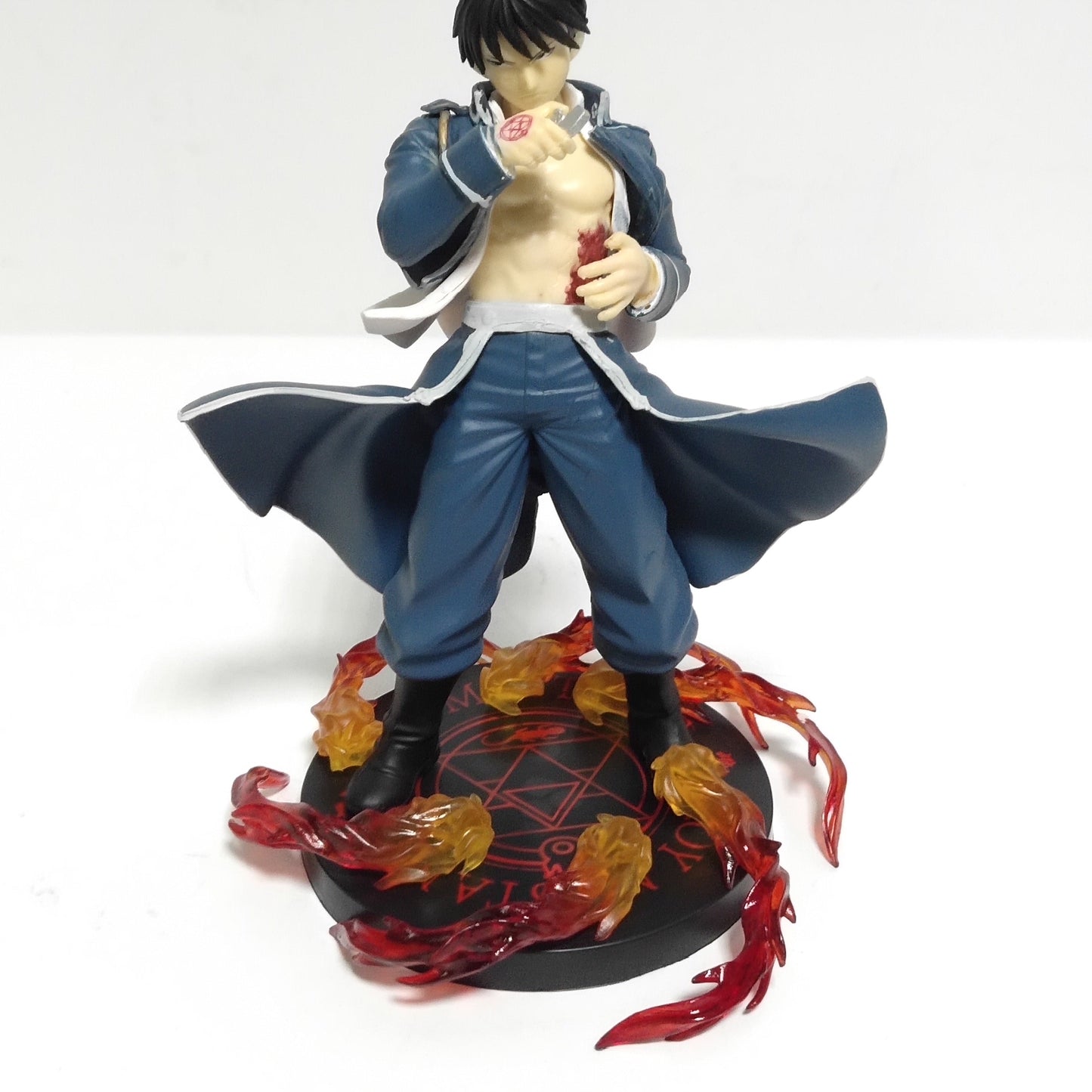 Figura de Roy Mustang (Full Metal Alchemist)