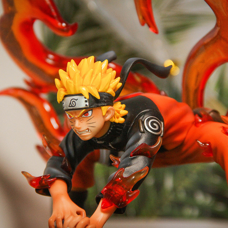 Figura de Naruto en su modo Chakra de Nueve Colas